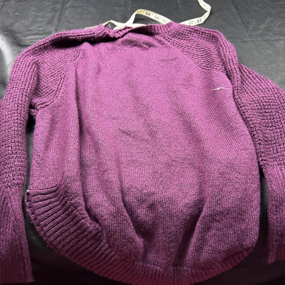 Rue21 Womens Plum Purple Raglan Long Sleeve Knit Pullover Sweater Size M